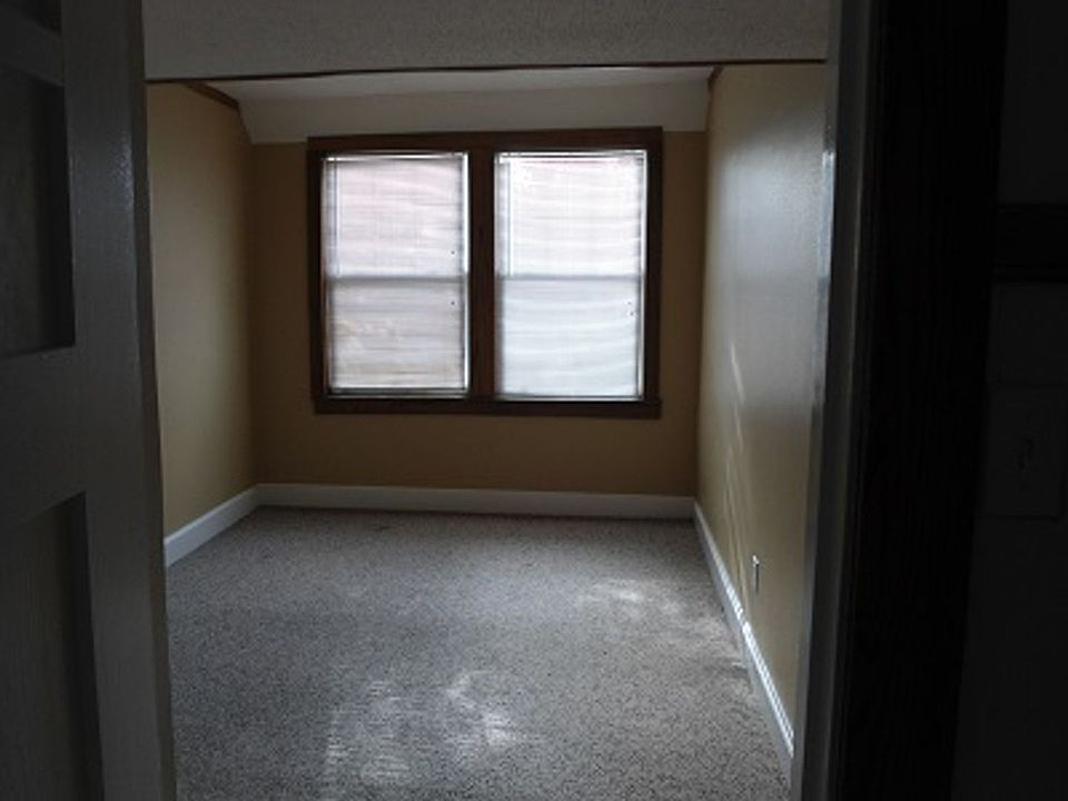 2nd image of 1723 Bever Ave SE