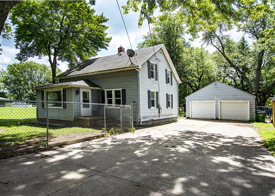 1st image of 25838 Coolidge Ave