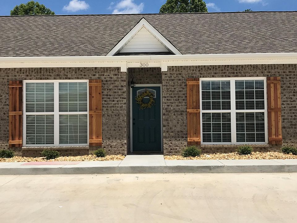 Front view of townhome
