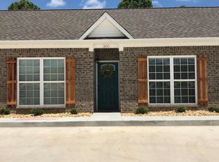 6407 Jarmon Rd, Guntersville, AL 35976