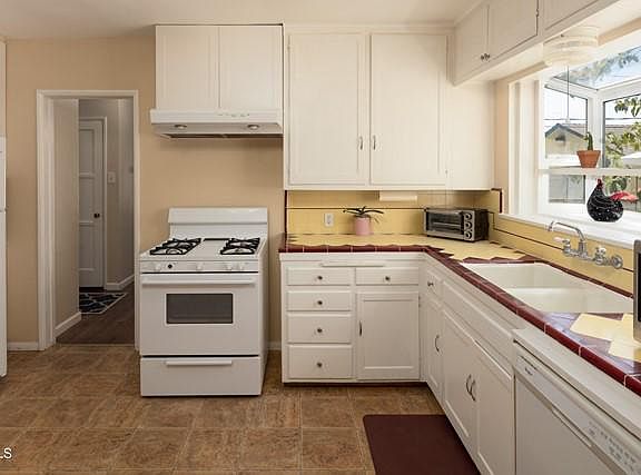 5th image of 3440 Sepulveda Ave