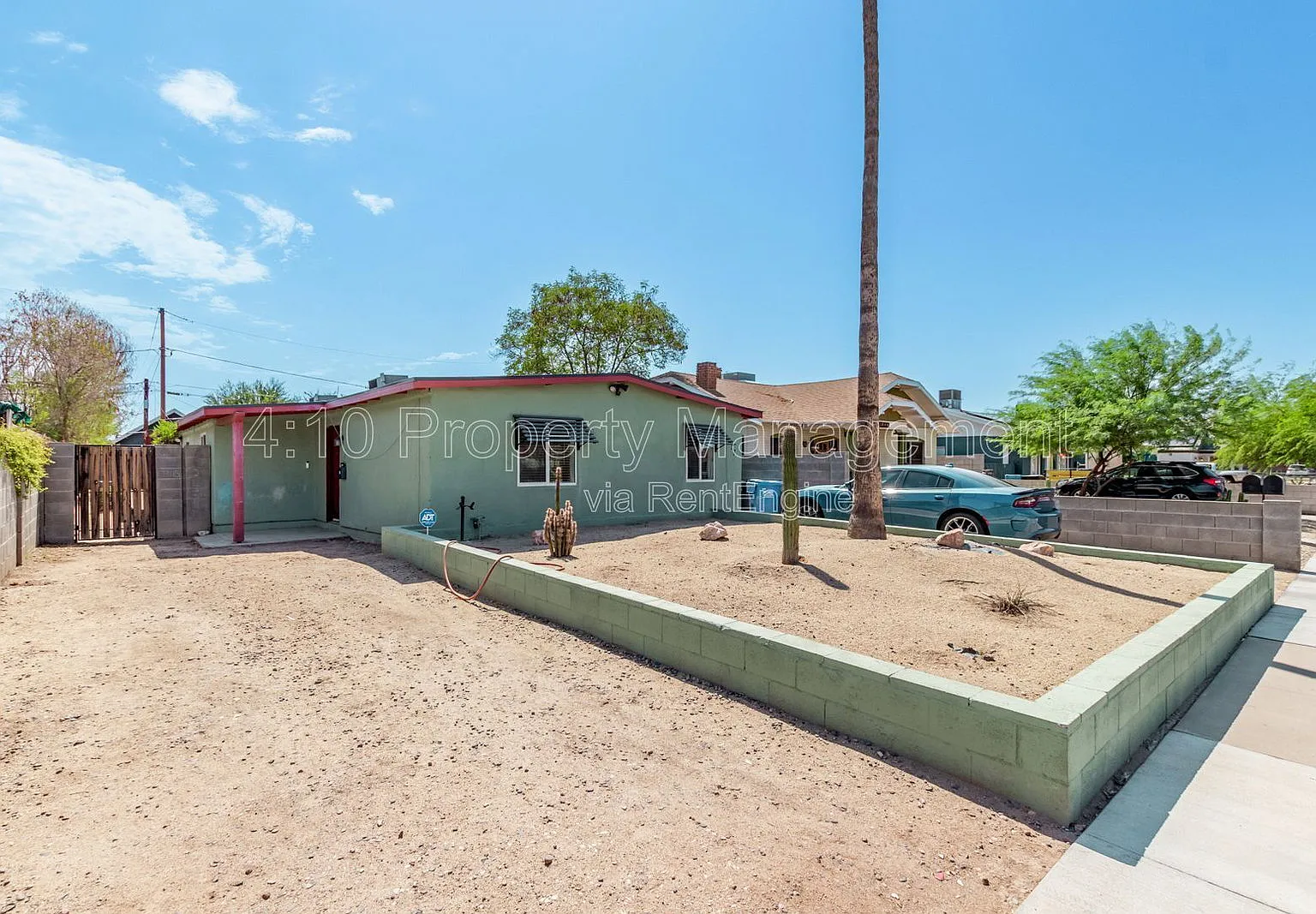 3 bed, 1.0 bath, 1110 sqft, $1,900 — Photo 4