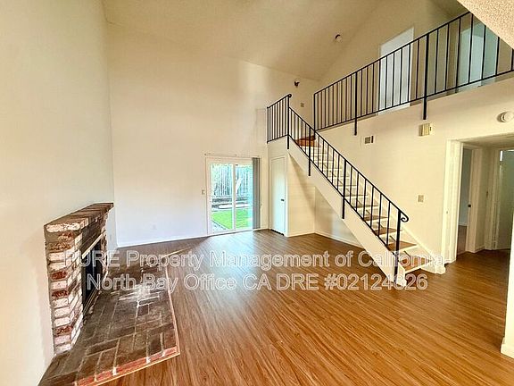 2nd image of 624 Nikki Dr
