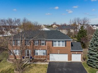 2367 Bellingham Ct, Aurora, IL 60503