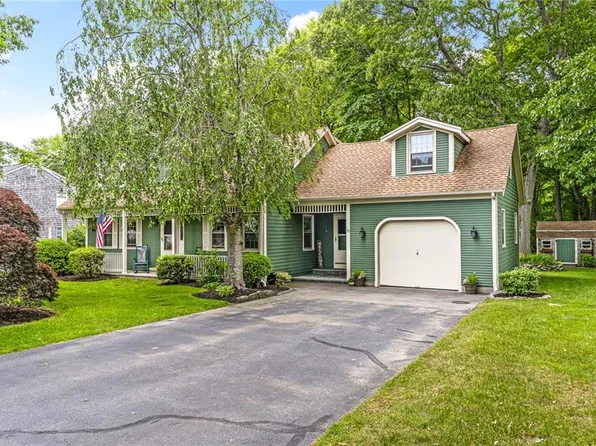 19 Waterman St, Bristol, RI 02809