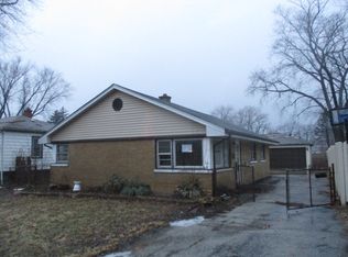 10 S Wisconsin Ave, Addison, IL 60101