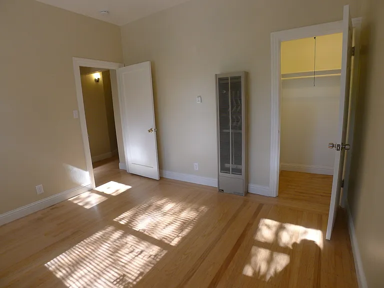 3105-3107 Telegraph — Photo 14