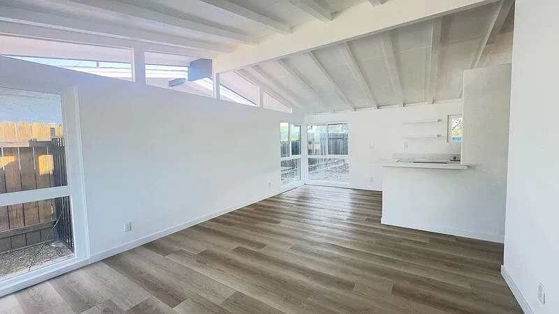 3 bed, 1.5 bath, 1110 sqft, $3,495 — Photo 2