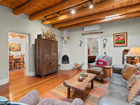 556 1/2 Garcia St, Santa Fe, NM 87505