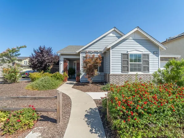 2765 Tapestry St, Manteca, CA 95337