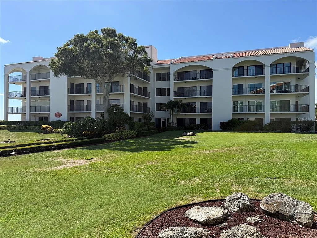 2 bed, 2.0 bath, 1280 sqft, $4,750 — Photo 1