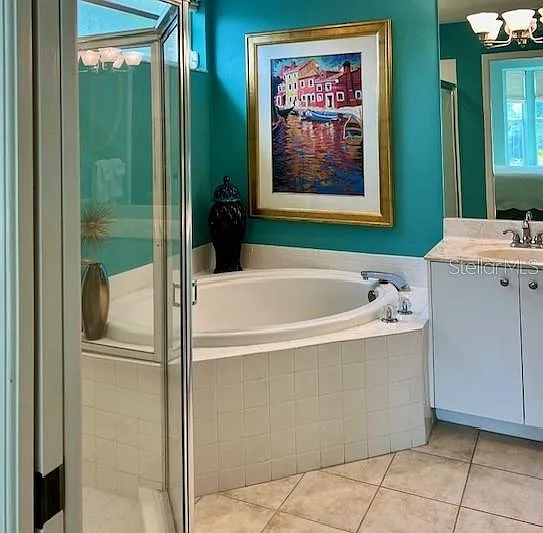 9611 Castle Point Dr #916 — Photo 36