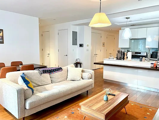 Rented by Modern Spaces | media 3