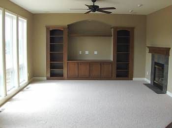 5th image of 10693 Maple Blvd