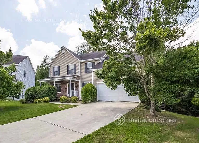 1311 Webb Farm Ln — Photo 2