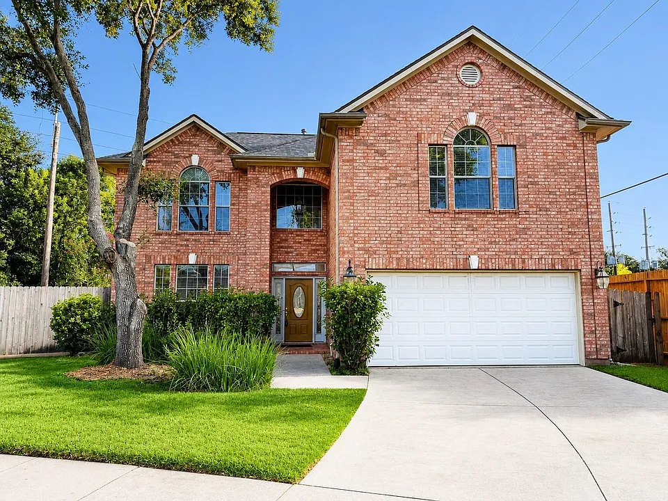 3002 Flintwood Dr