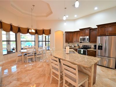 906 El Dorado Pkwy E, Cape Coral, FL, 33904