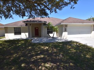 136 Quiet Oak Ct, Davenport, FL 33896