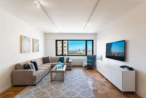 58 W 58th St #33B1 Photo 1