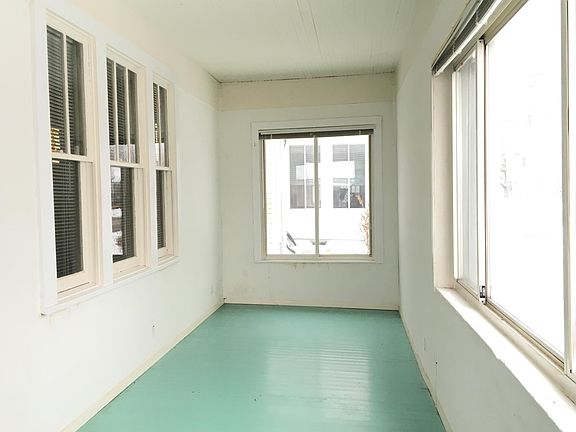 Enclosed Front Porch