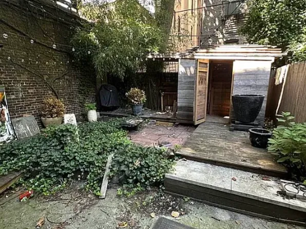 443 Hancock Street image 9 of 9