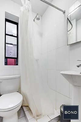 Rented by Bond New York | media 28