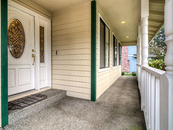 3rd image of 14305 76th Ave E