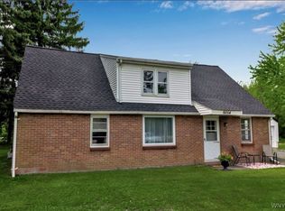 6054 Southwestern Blvd, Hamburg, NY 14075