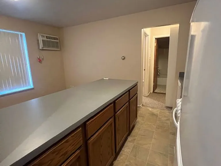 913 Dewey Ave — Photo 15