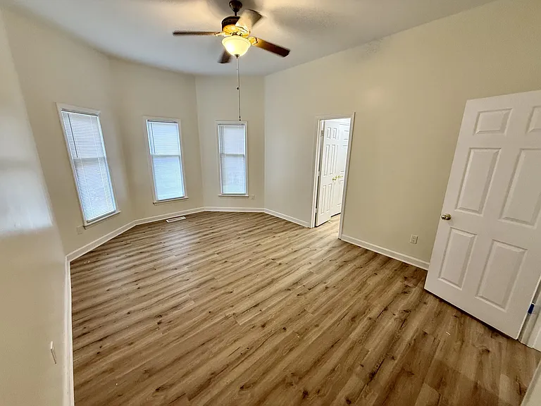 140 White Oak Cir — Photo 5