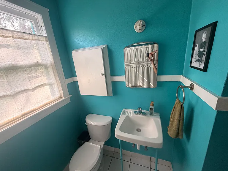 1301 S Albany Ave #B — Photo 14