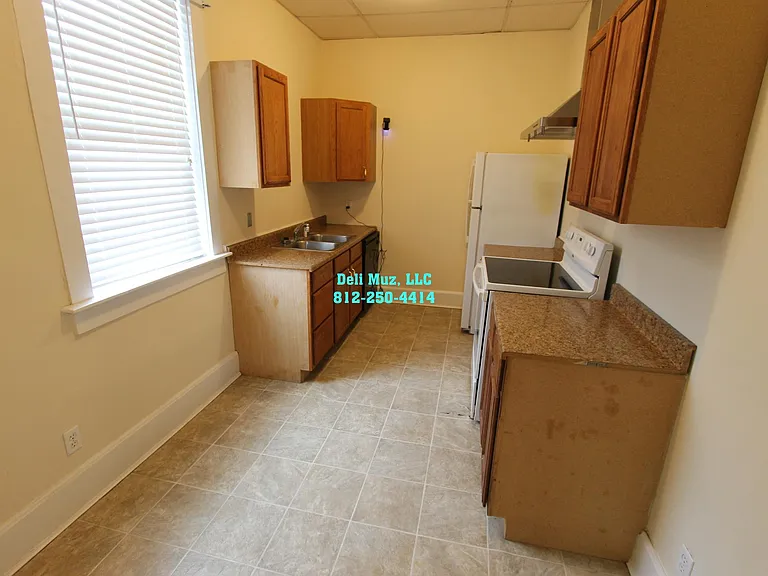706 Court St #B — Photo 21