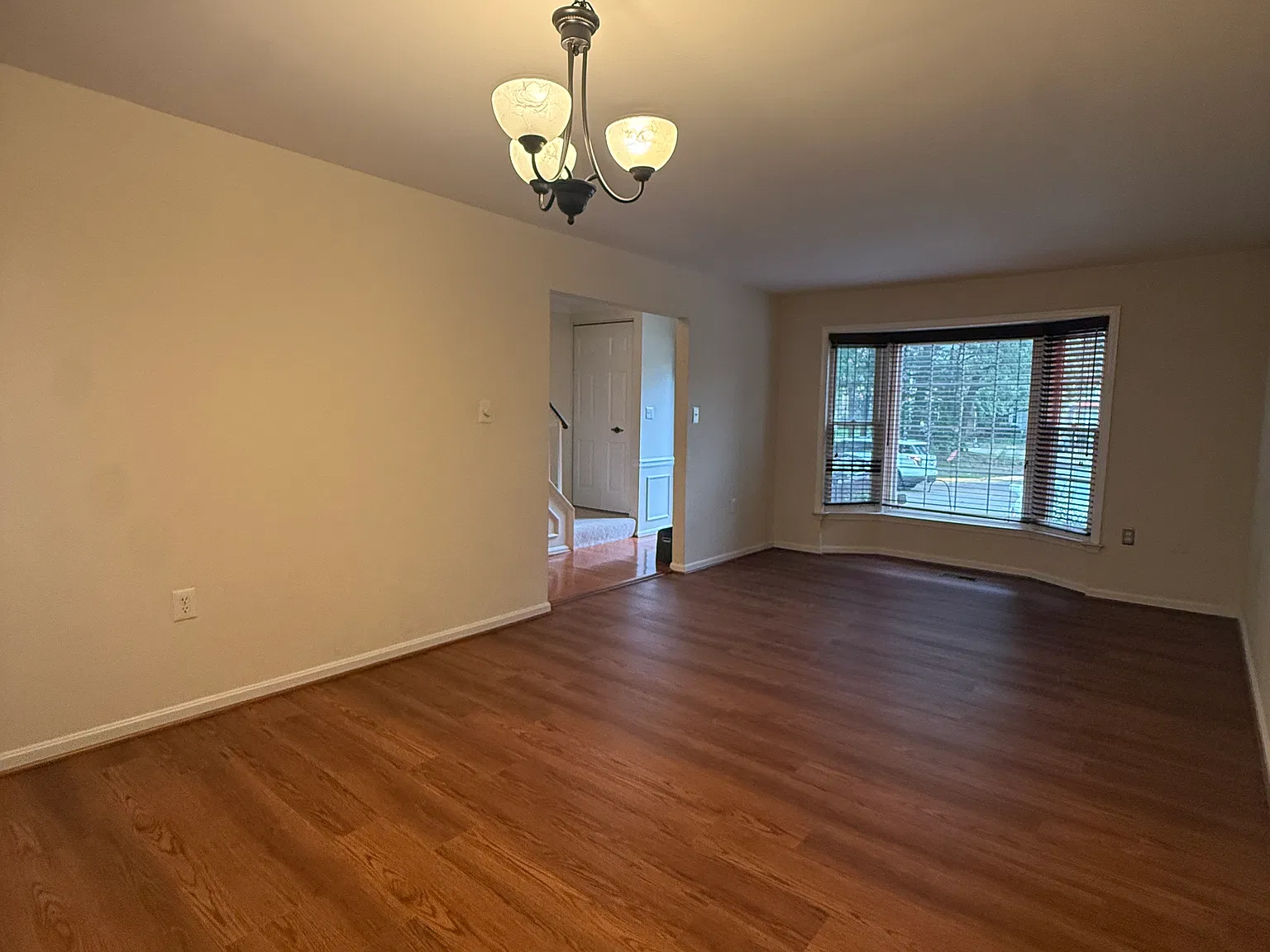 3 bed, 2.5 bath, 1616 sqft, $2,950 — Photo 2