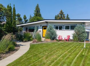 12136 135a Ave NW, Edmonton, AB T5L 3Z3
