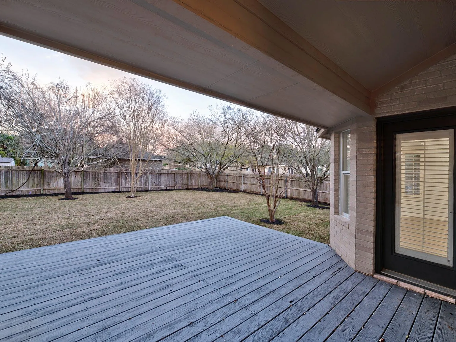 4 bed, 2662 sqft, $3,400 — Photo 2