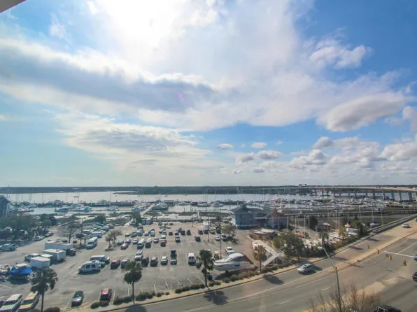 Lockwood Dr, Charleston, SC 29401