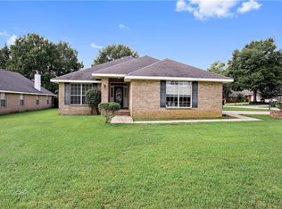 28320 Chateau Dr, Daphne, AL 36526