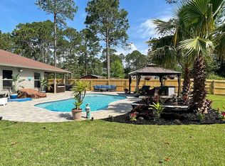 1922 Shannon Rd, Navarre, FL 32566