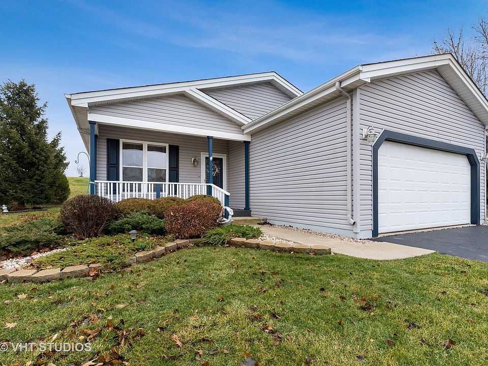 1st image of 3844 Fox Hunt Way