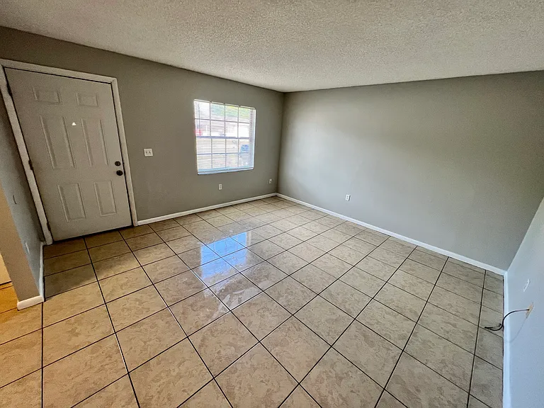 515 Oregon Ave — Photo 11