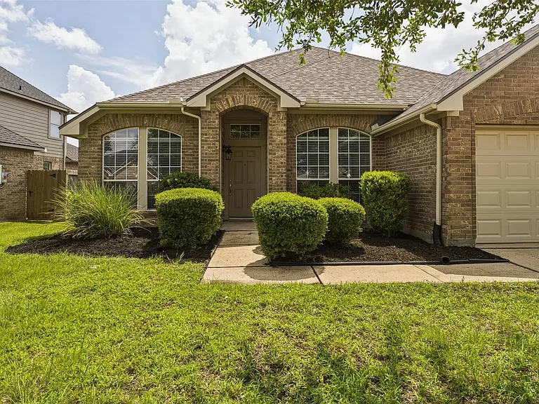 8515 Clarkman Ridge Ln — Photo 1