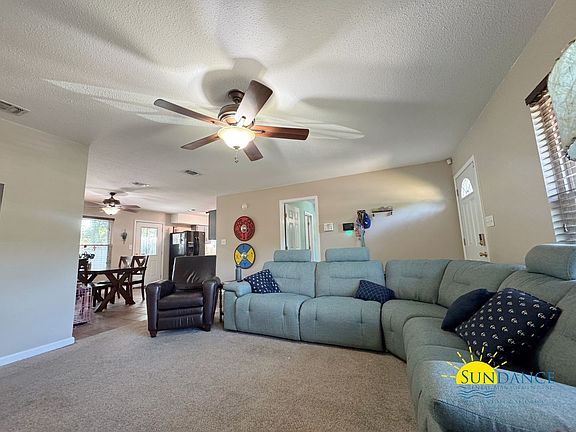 2nd image of 48 Cape Dr NW
