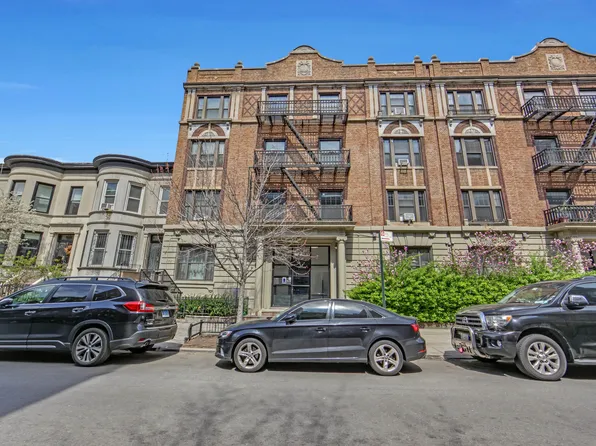 35 Clarkson Avenue image 9 of 9