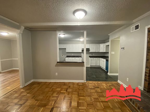 4th image of 4242 Escrow St
