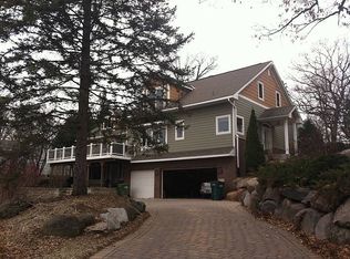 3235 Owasso Hgts Rd, Shoreview, MN 55126