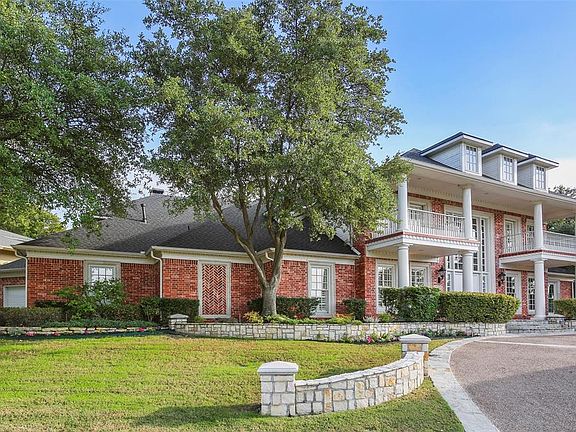 4th image of 3112 Royal Sydney Ct