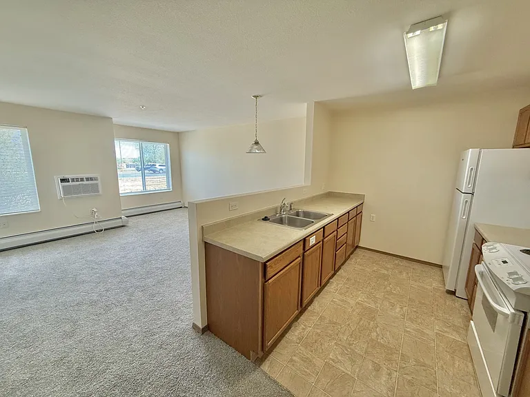 Broomfield Greens Senior Apartments — Photo 11