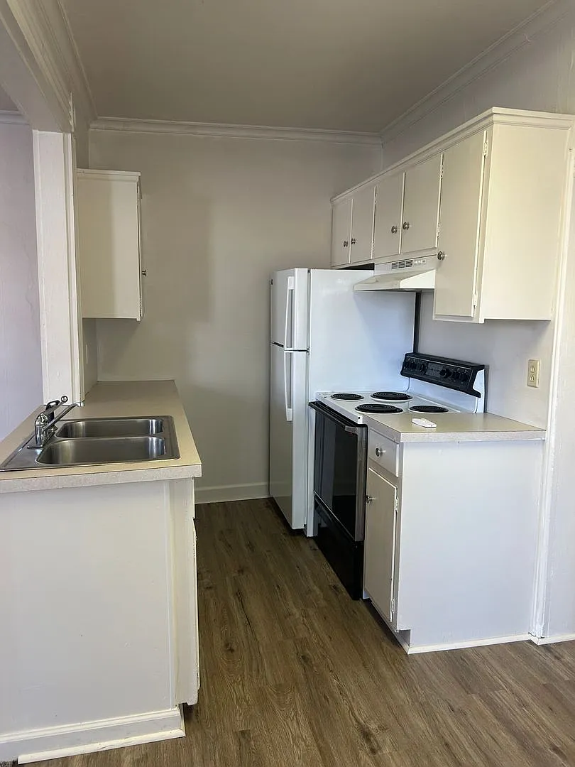 162 N. Carlisle Street — Photo 4