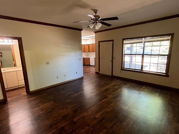 3rd image of 1200 Town And Country Ln #1205