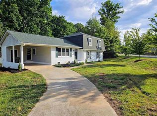 213 N Trail Dr, Raleigh, NC 27615